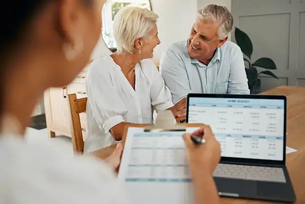 an old couple getting financial consultation